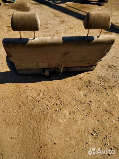 Сиденье третьего ряда задние Мазда MPV 2005г