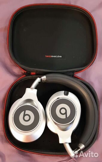 Проводные наушники с микрофоном Beats Executive