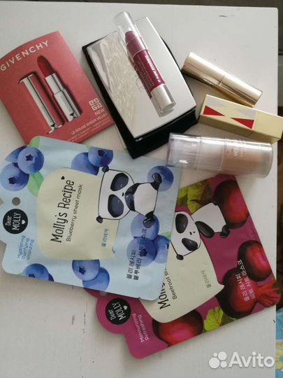 Набор косметики (Диор,Живанши,эл и др)