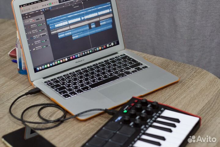 Миди клавиатура Akai pro mpk mini mk3