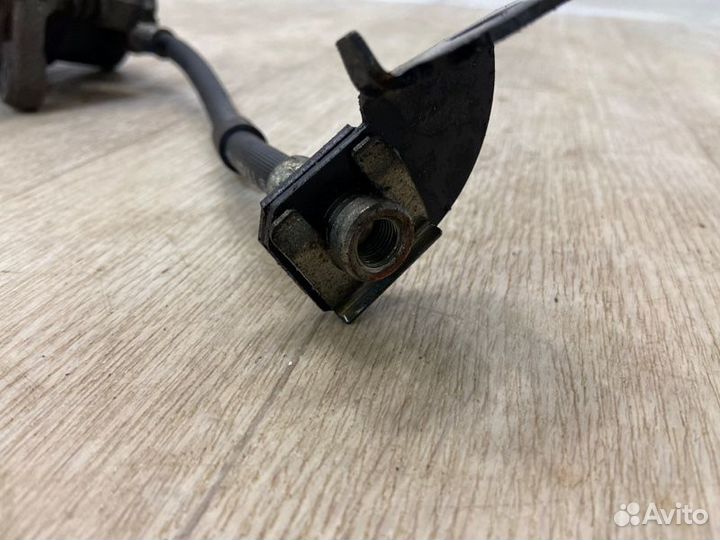 Суппорт задний правый Mitsubishi Lancer 10 CY3A