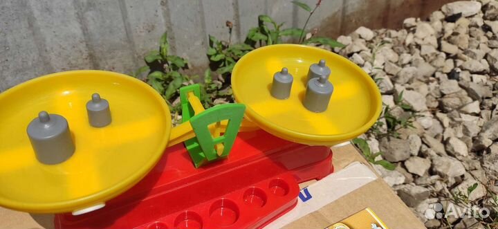 Игрушечные весы Marek