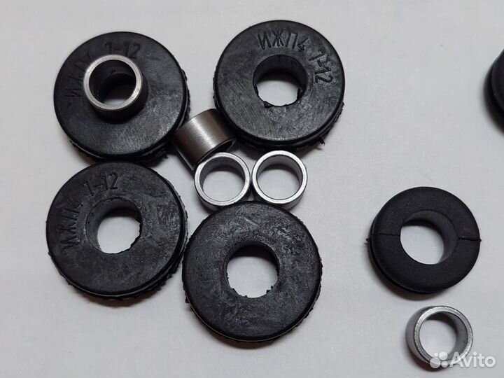 Набор иж крепления бензобака и крыла + ключ