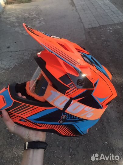 Мото шлем кроссовый