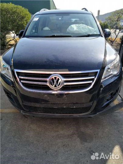 Разбор на запчасти Volkswagen Tiguan