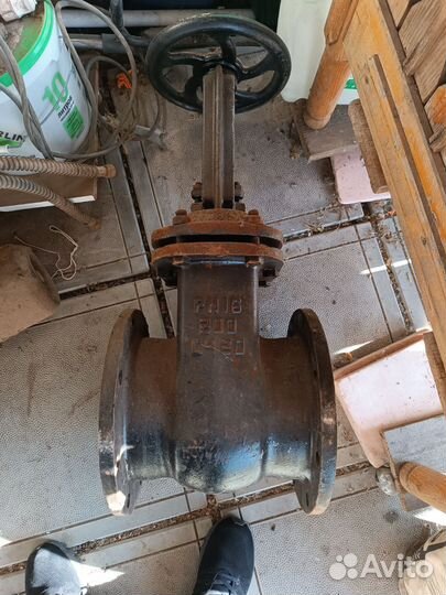 Задвижка ду 200 и отводы 90 гр на 159