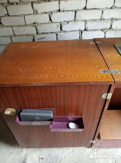 Швейная машина Подольск 142