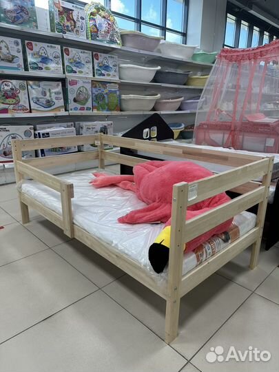 Кроватка детская