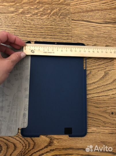 Электронная книга/ планшет