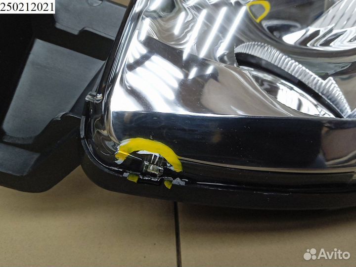 Фара противотуманная правая Peugeot 308