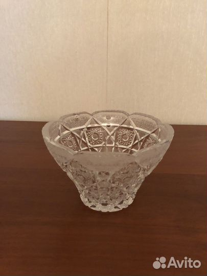 Хрустальная ваза