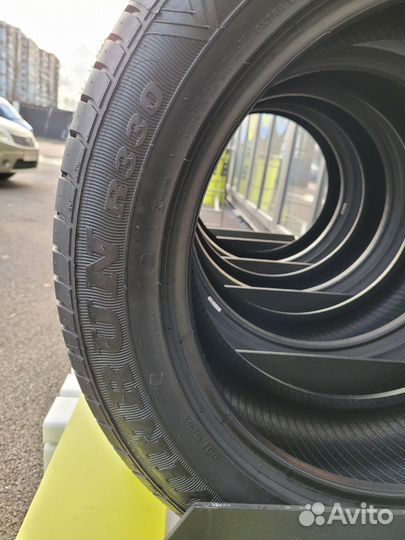 Winrun R330 255/35 R19 96W