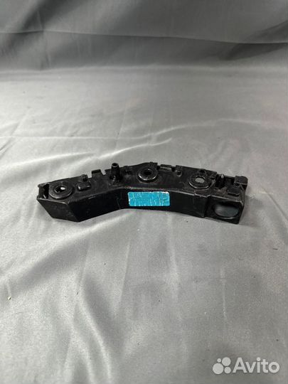 Кронштейн бампера передний левый Omoda C5