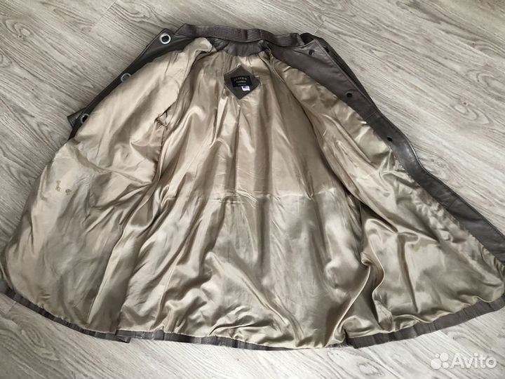 Кожаное пальто 48 размер