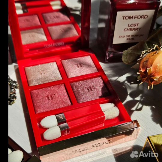 Палетка теней Tom Ford Electric cherry palette
