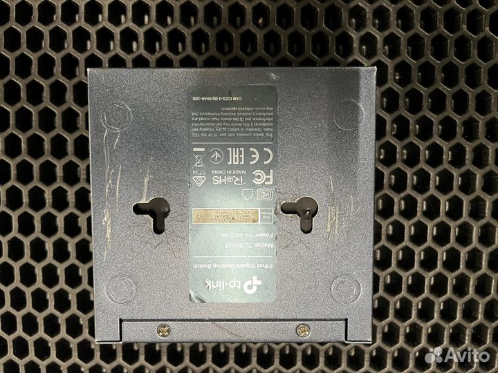 Коммутатор TP-link TL-SG105