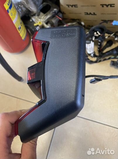 Фонарь задний porsche macan