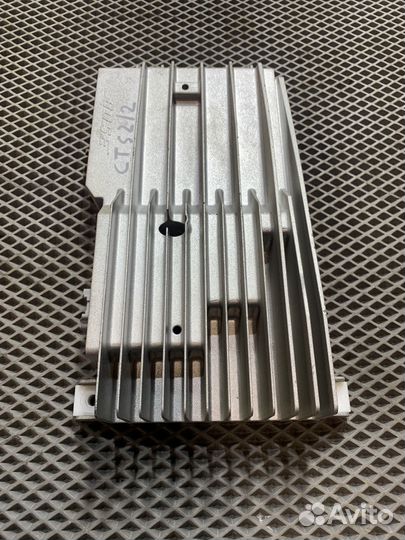 Усилитель звука Cadillac CTS 2