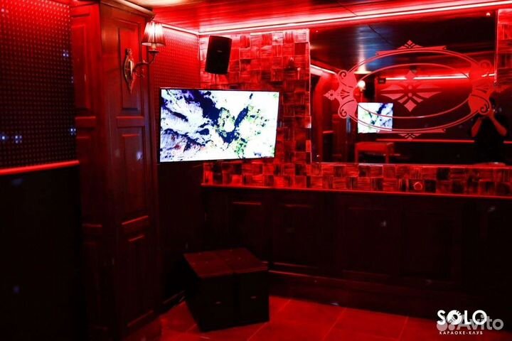 Караоке-комната