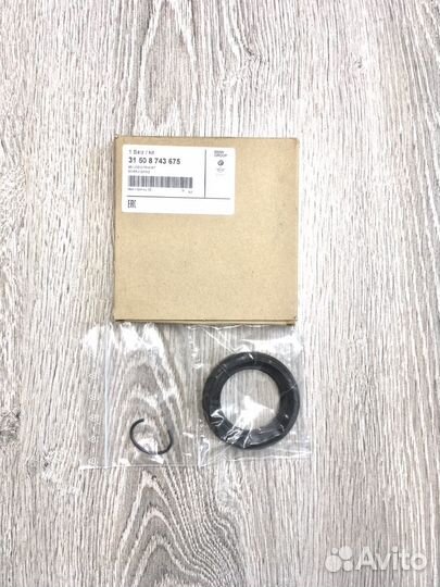 Сальник редуктора переднего BMW X6 X5 ориг новое