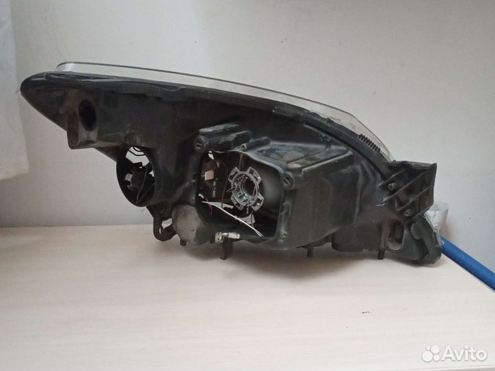 Левая фара штатный ксенон opel astra h