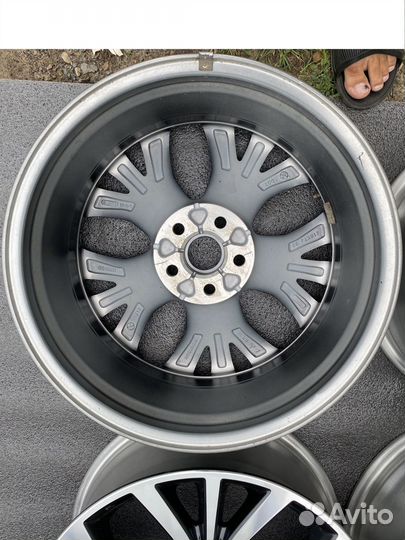 Диски R18 Mitsubishi Outlander 4шт