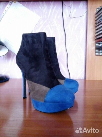 Продаю новые ботильоны