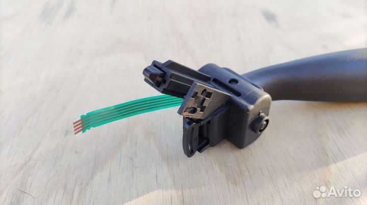 Переключатель подрулевой правый Пежо Ситроен