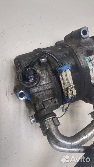 Компрессор кондиционера Opel Insignia, 2010