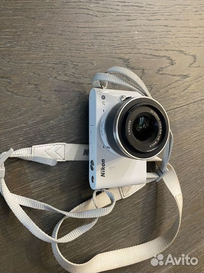 Цифровой фотоаппарат Nikon