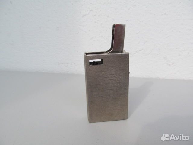 Винтажная зажигалка