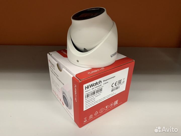 Камера видеонаблюдения HiWatch DS-T203A(B)