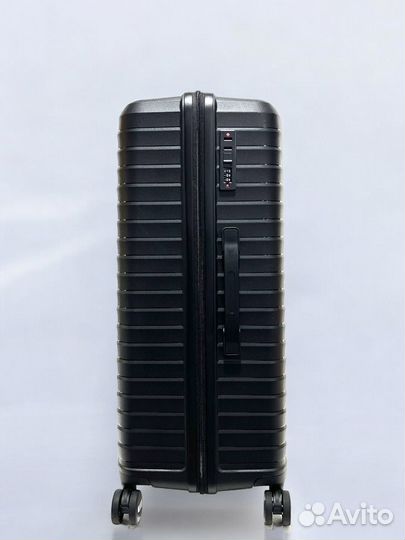 Чемодан из полипропилена