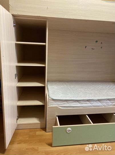 Двухъярусная кровать бу