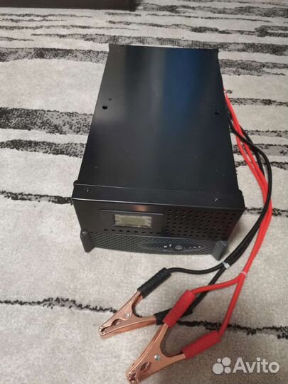 Источник бесперебойного питания