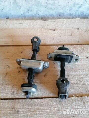 Ограничитель двери Мк Кросс