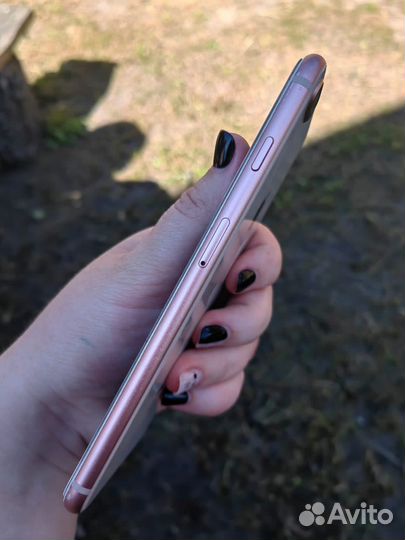 Телефон iPhone 8 plus