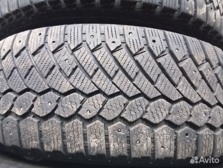 Gislaved Nord Frost 200 SUV 235/65 R17