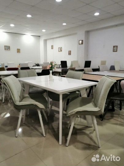 Стол на кухню