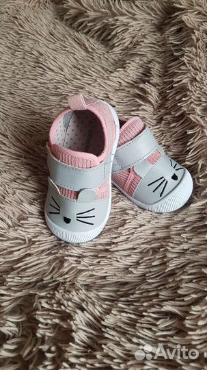 Детская обувь на девочку