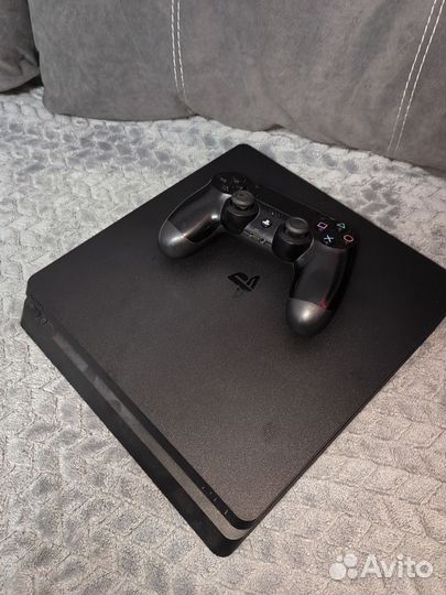 Sony PS4 slim