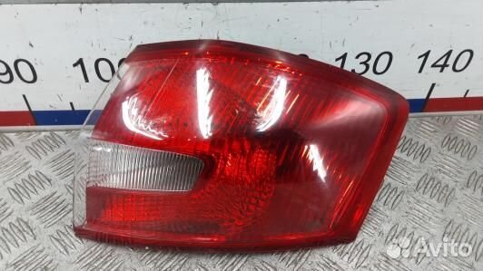 Фонарь задний правый ford kuga 1 (KKR10MY01)