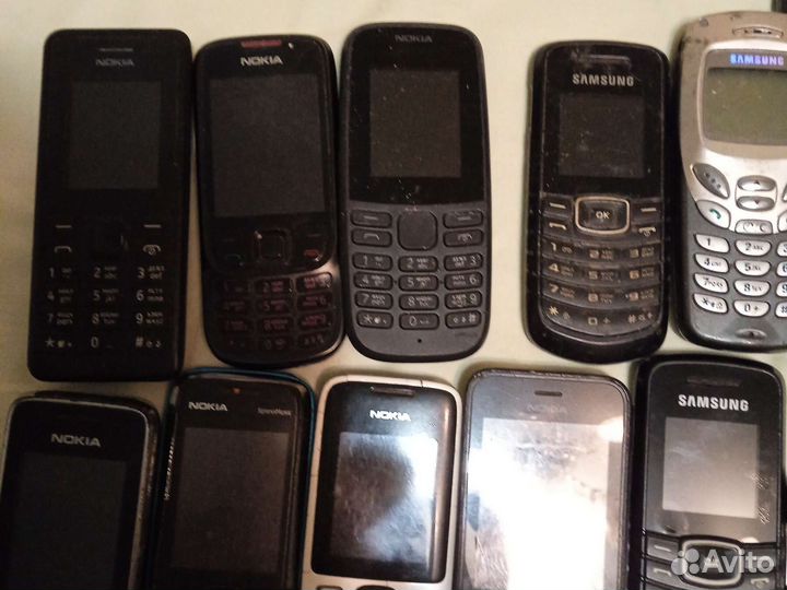 Samsung B5722