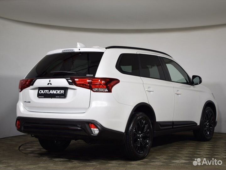 Mitsubishi Outlander 2 CVT, 2022