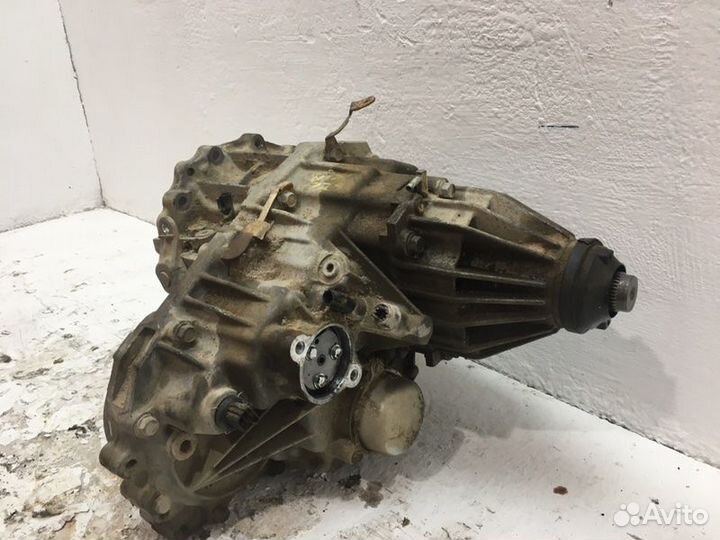 Раздатка Nissan Armada 5.6 2008