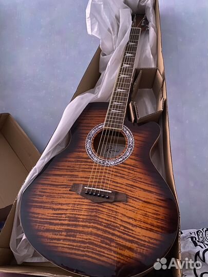 Гитара новая