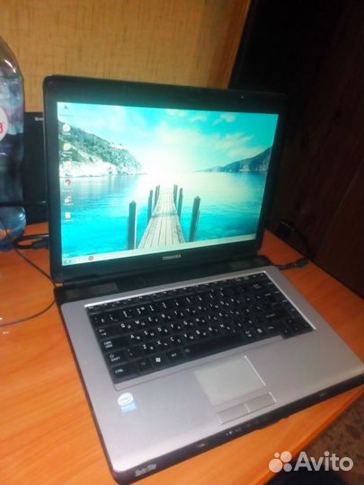 Toshiba/ssd/2ядра/3гб озу ноутбук