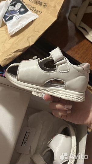 Сандалии для девочки