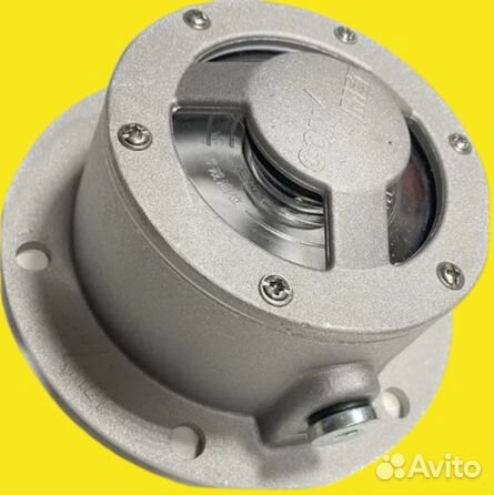 Крышка передней ступицы FAW J7