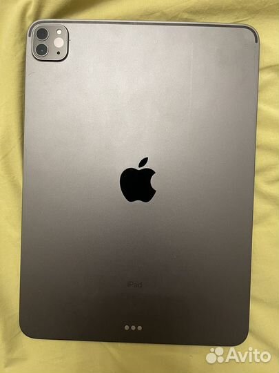 iPad Pro 11 2021 M1 128gb + Magic Keyboard